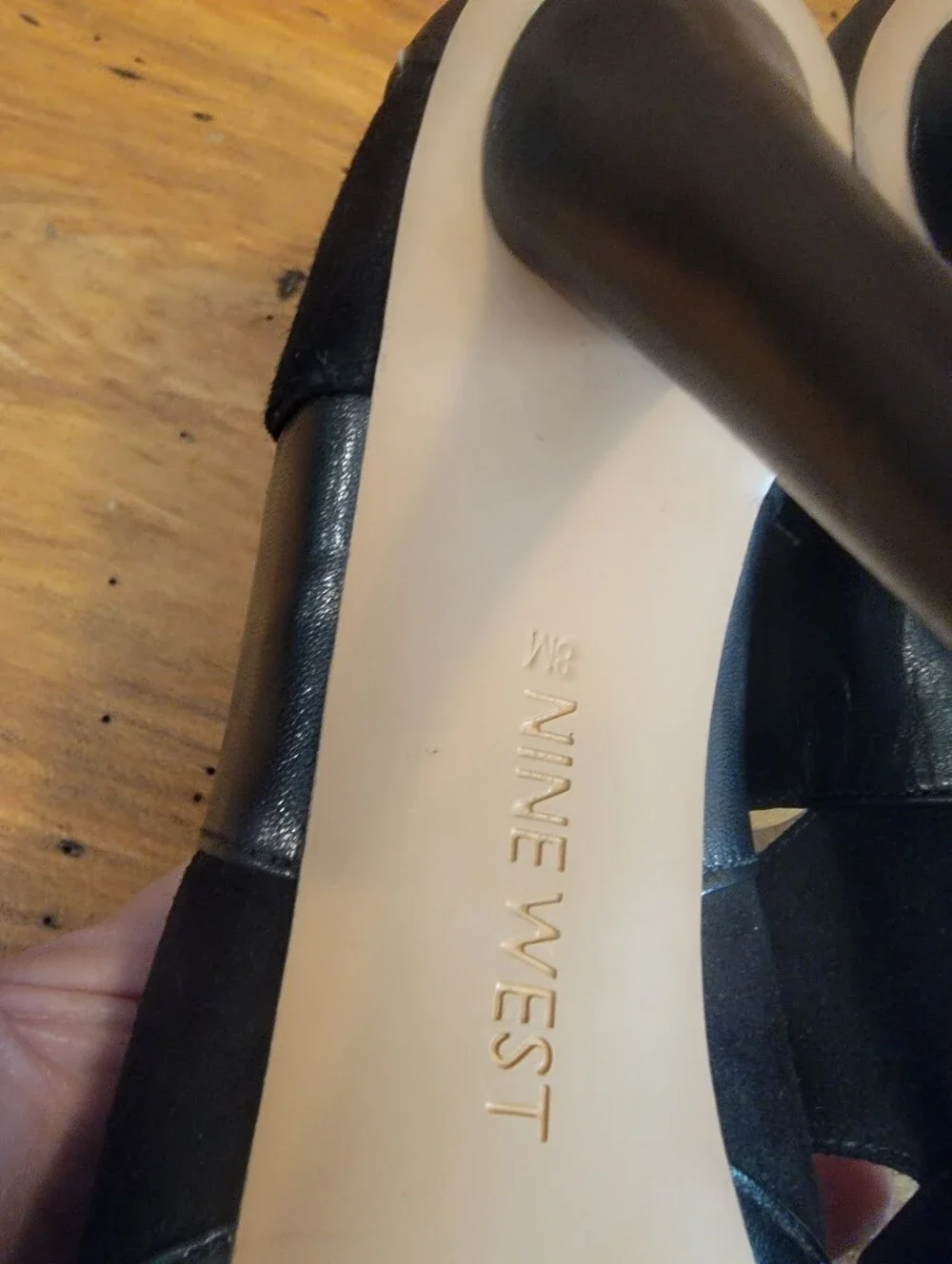 Nine West Sz 8 Black Faux Leather & Suede Stappy Peep Toe 4